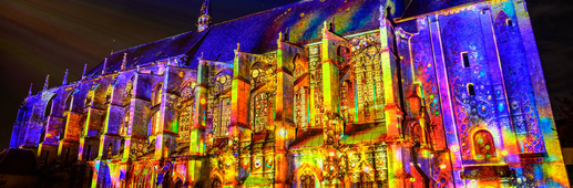 Milles et une pierres - illumination de l'église Saint-Pierre - M2 Event Milles et une pierres - illumination de l'église Saint-Pierre - M2 Event