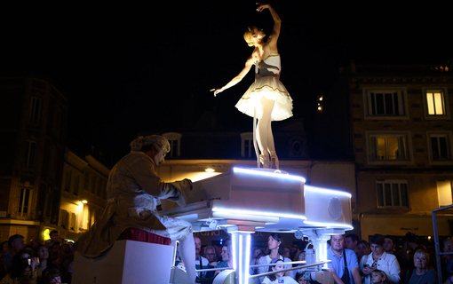 fete-lumiere-2023-carillon-chartres-en-lumieres-_4_.jpg