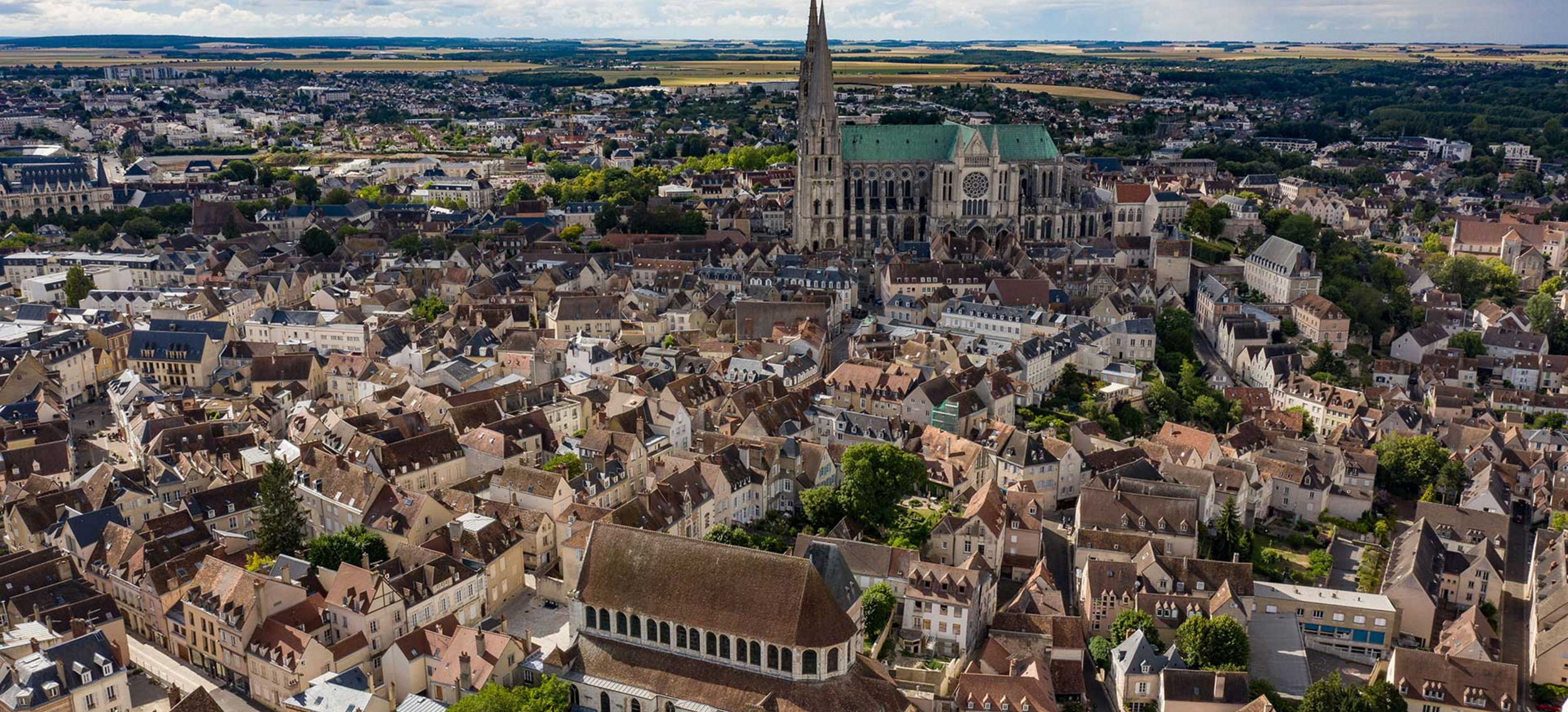 Place de Chatelet - Vue aérienne de Chartres